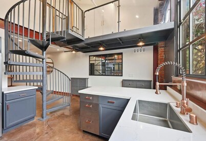Brick Loft- an Artist's / Musician's Dream Space -Gated Urban Gem!