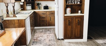 Cozy 2-bedroom house in adorable Hulett, near the Blackhills and Devils Tower.