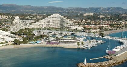 Marina - Vue Panoramique Mer & Port - 4 personnes
