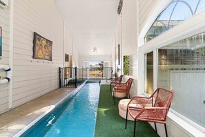 Innenpool, beheizter Pool