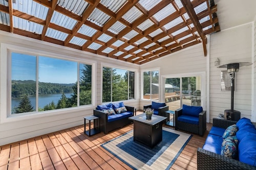 Lakeside Private Compound-Pool+Dock+15 Guests