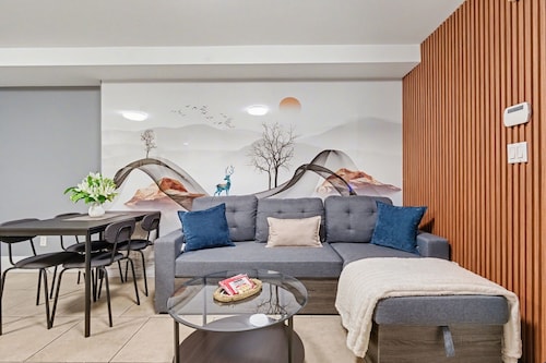 Quiant 2 Bedroom Suite