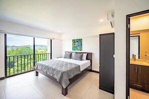 6 bedrooms, iron/ironing board, WiFi, bed sheets - 7 Bedroom Penthouse Ocean & Mountain Views JB41002 (Jaco)