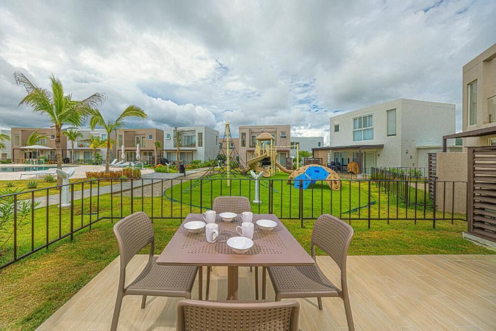 Villa Deluxe, vistas parciales al mar