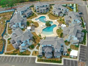 ดีลักซ์วิลล่า, เห็นวิวมหาสมุทรบางส่วน | บริเวณภายนอก