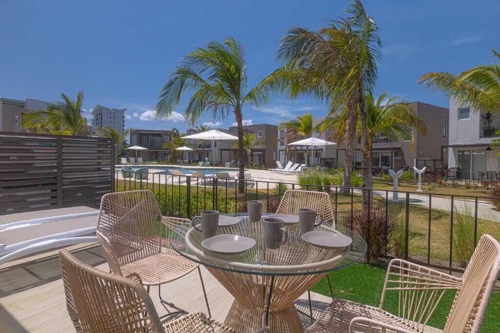 Villa Deluxe, vistas parciales al mar