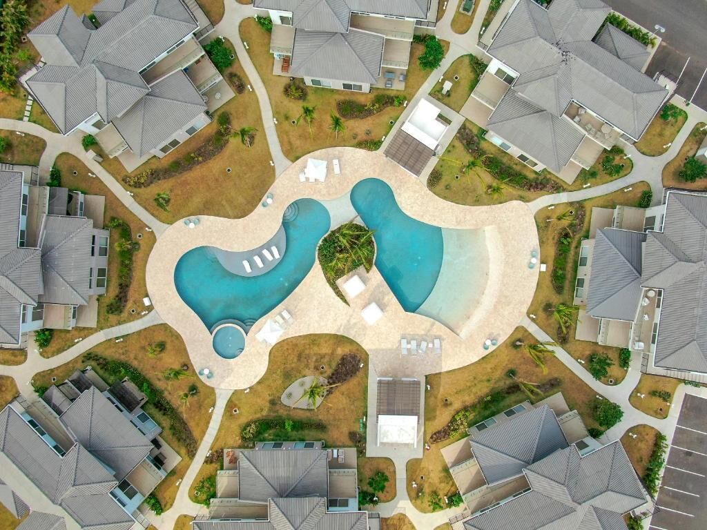 Villa Deluxe, vistas parciales al mar