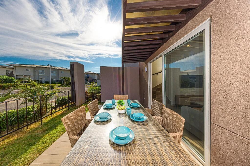 Villa Deluxe, vistas parciales al mar