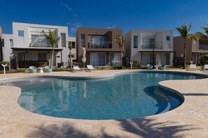 Botón de imagen sin clasificar, 2 de 226