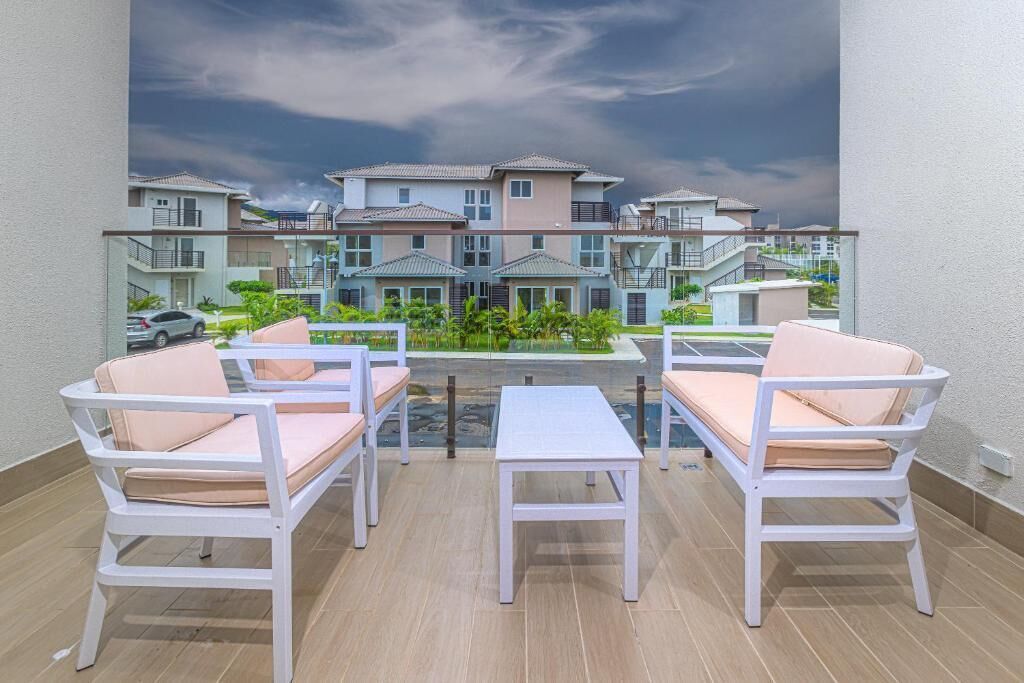 Villa Deluxe, vistas parciales al mar