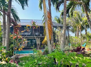 Exterior - Unique Treehouse-ish~Private Pool/Kayak/Bike/Grill (Stuart)