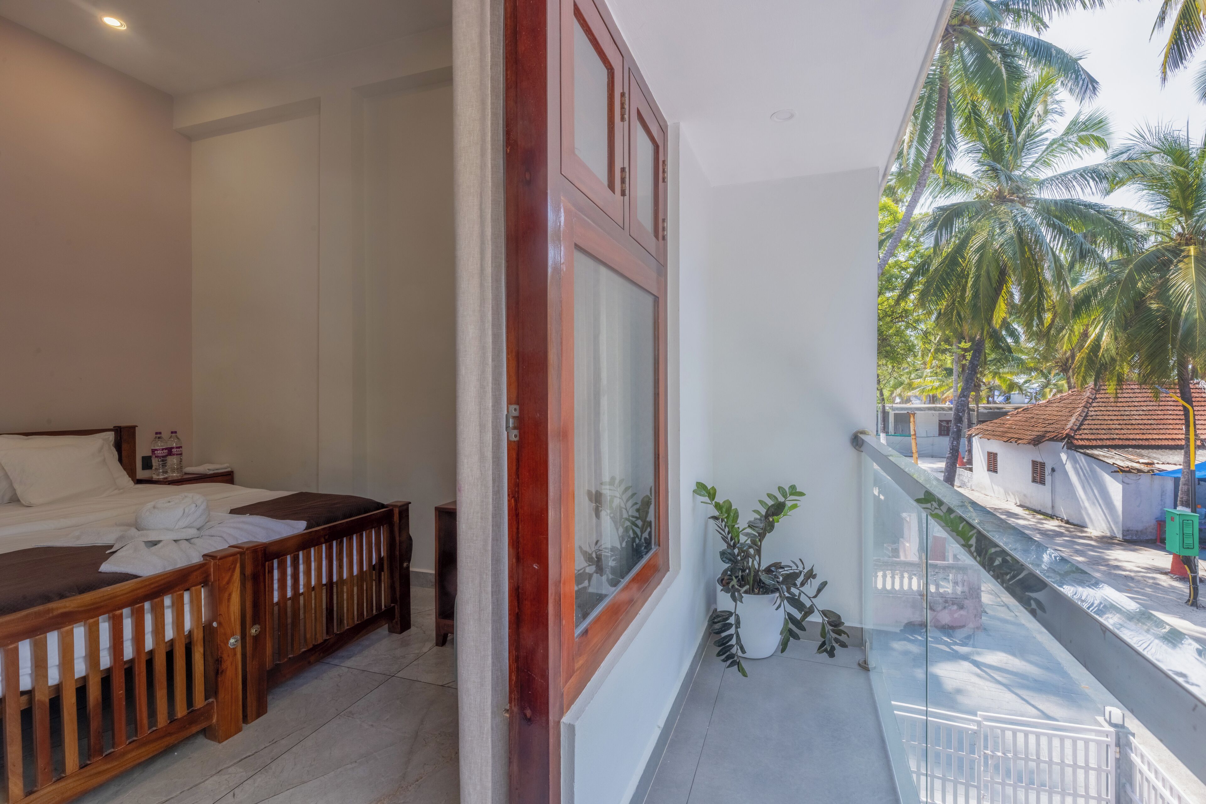 Dobbeltrom, balkong, strandutsikt