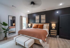 3 bedrooms, desk, iron/ironing board, WiFi - Dreamcatcher - Hot Tub - Fire Pit - Trails (Bella Vista)