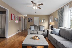 Imagen sin descripción, 4 de 42, botón