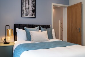 1 bedroom, iron/ironing board, WiFi, bed sheets - Bright 1-Bed City Stay • Walk to DMU & Hospital (Leicester)