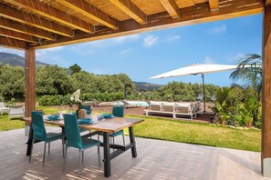 Outdoor dining - Villa Manù - Sicilian Charm Retreat (Sicilia)