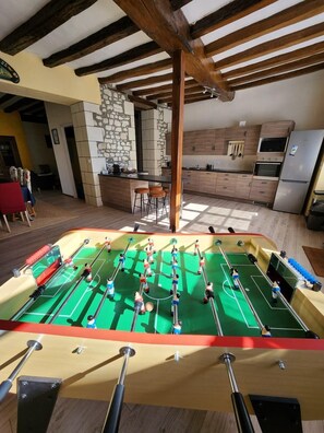 Games room - Maison de village entre le futuroscope et Beauval (Preuilly-sur-Claise)