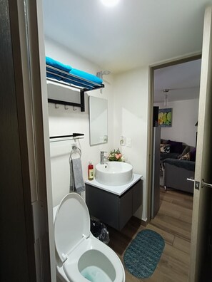 Imagen sin descripción, 4 de 19, botón