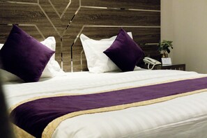 普通套房, 1 張標準雙人床, 城市景觀 | 埃及棉床單、高級寢具、書桌、筆電工作空間