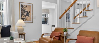 Free Parking Sleeps 10 3BD 3BA Amenities Holiday Home