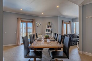 Living area - Bela Vista Exclusive Private Villa (Lagos)