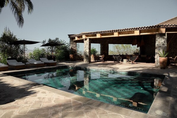 Uklassifisert bilde, 1 av 34, knapp