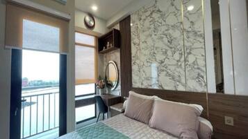 Luxury Studio, City View