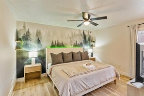 3 habitaciones, tabla de planchar con plancha y cuna de viaje 