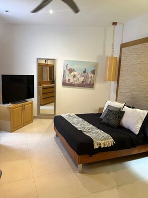 1 bedroom, iron/ironing board, free WiFi, bed sheets - Luxury Suite at Taheima El Tigre with Golf Course and Premium Amenities (Nuevo Vallarta)