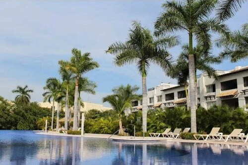Luxury Suite at Taheima El Tigre with Golf Course and Premium Amenities