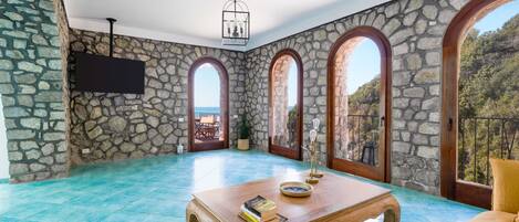 House | 2 bedrooms