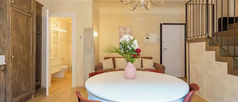 Apartment (Canaletto Apartment) | Living area