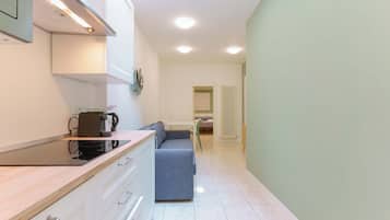 Dimore d'Azeglio 1 | Private kitchen | Mini-fridge, microwave, stovetop, espresso maker