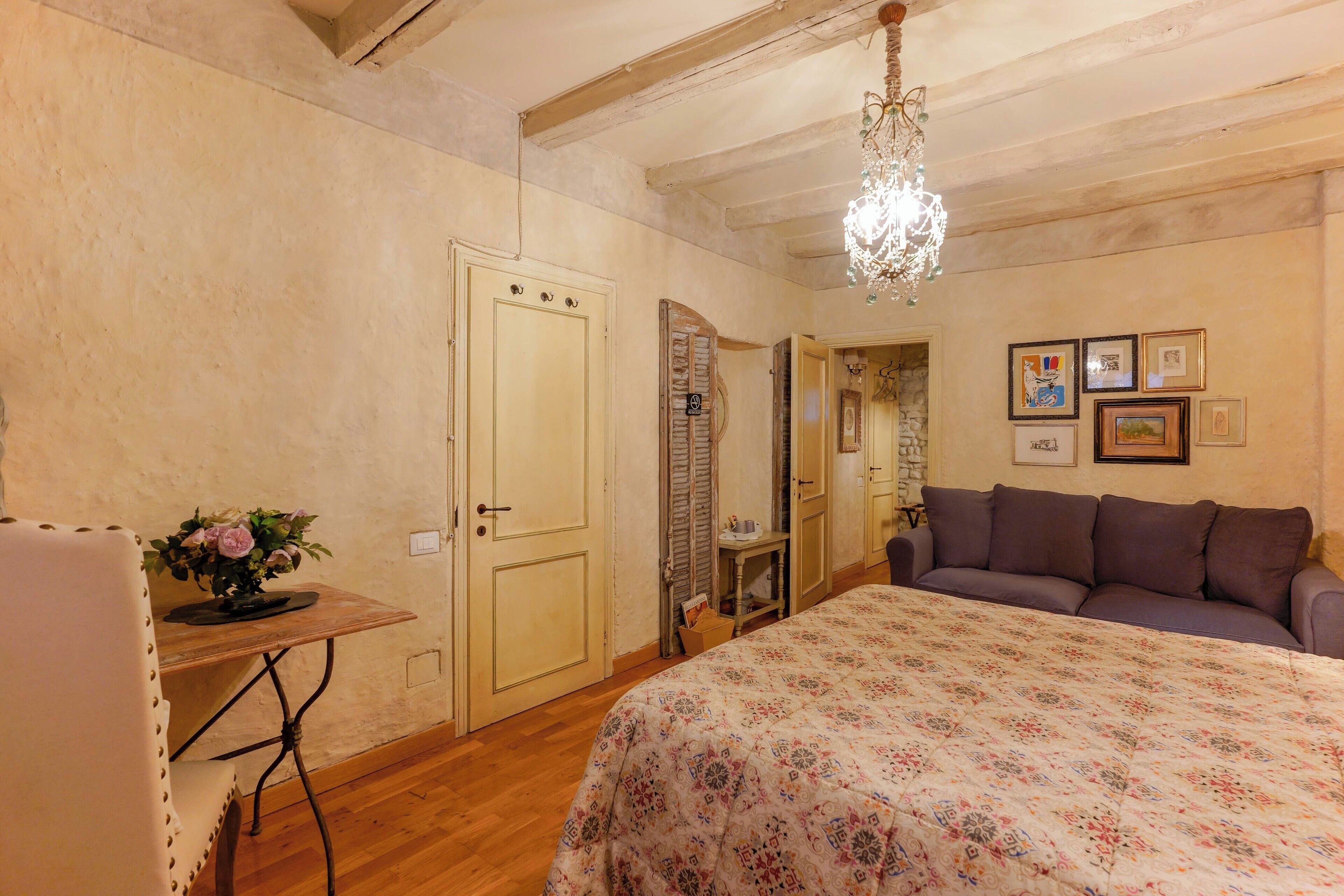 Apartment (Gallery 2)