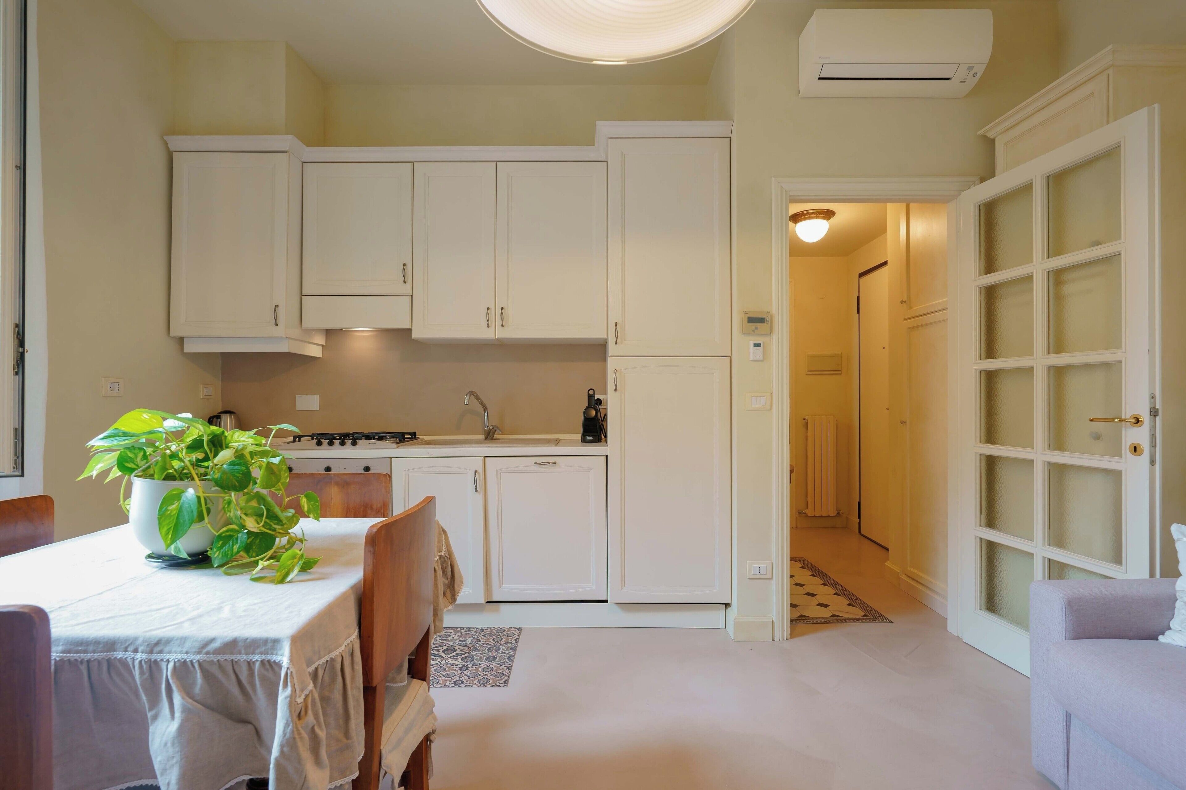 Apartment (Bilocale - Via de Castagnoli 14) | Private kitchen | Full-size fridge, oven, stovetop, espresso maker