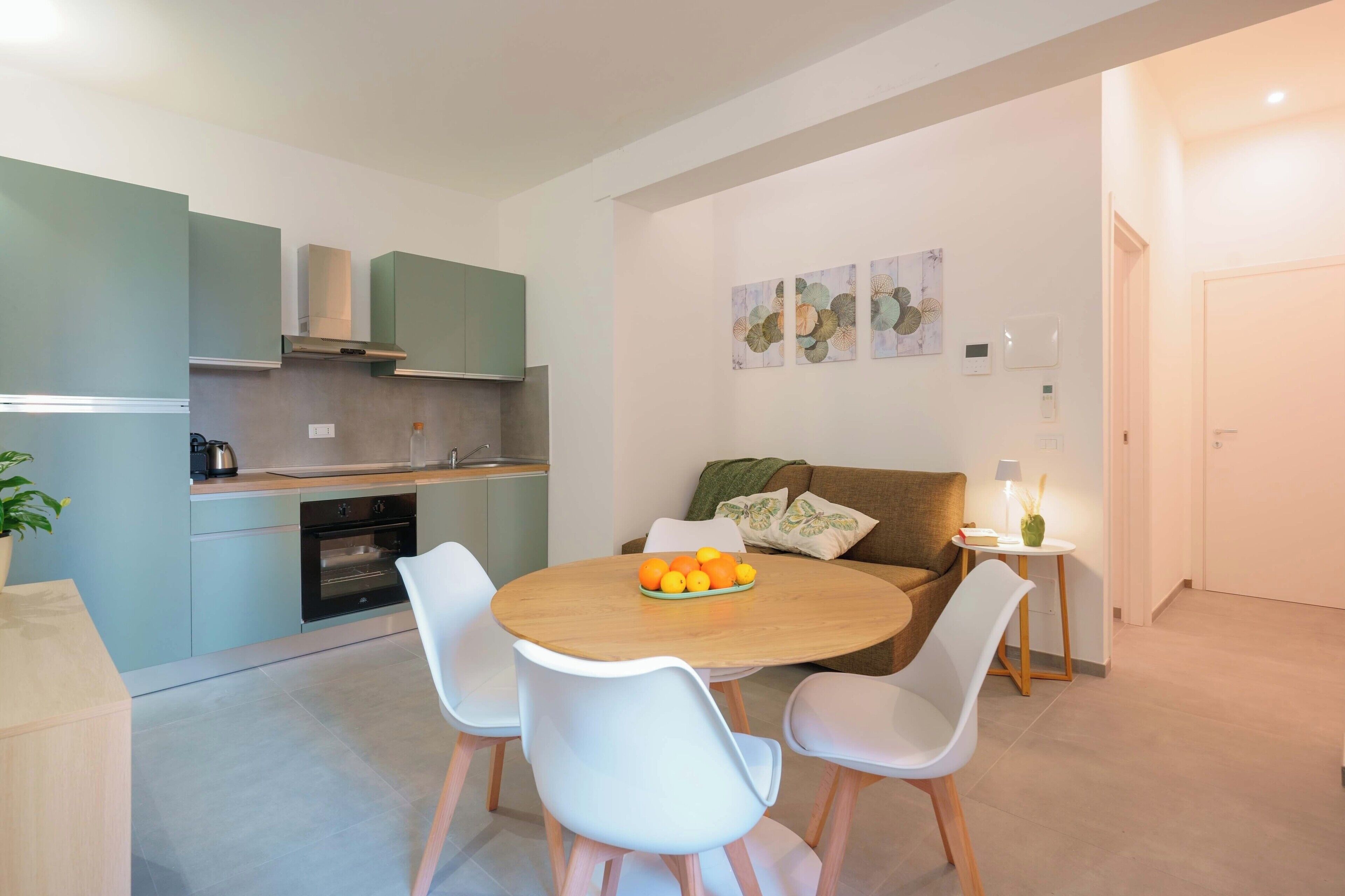 Apartment (Mascarella 81) | Wohnbereich | 45-Zoll-Flachbildfernseher mit Digitalempfang