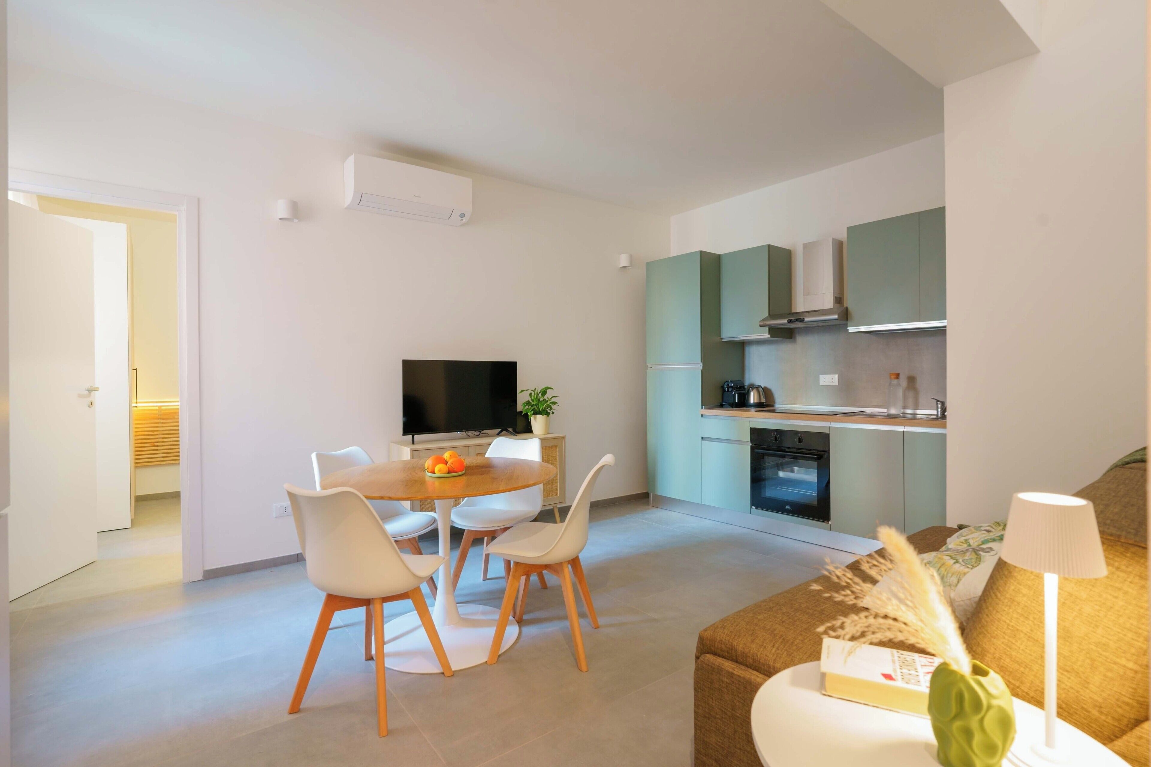 Appartement (Mascarella 81) | Coin séjour
