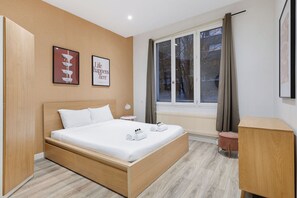3 bedrooms, desk, iron/ironing board, travel cot - Superbe Loft 3 Chambres – Centre Paris (Paris)
