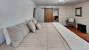 Casa (3 Bedrooms) | Servicio de la propiedad