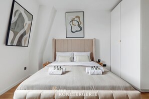 1 bedroom, desk, iron/ironing board, WiFi - Studio Chic et Cosy - Boulevard Kellermann (Paris)