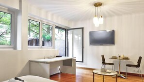 1 Schlafzimmer, Schreibtisch, Bügeleisen/Bügelbrett, WLAN