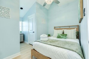 Rumah, Beberapa Tempat Tidur, dapur, pemandangan samudra (Coastal Gem) | 5 kamar tidur dan didekorasi berbeda-beda