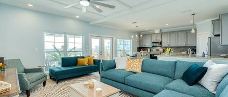 House, Multiple Beds, Balcony, Ocean View (Coastal Gem) | Living area