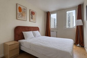 Room - Écrin lumineux 120 m² · 10 pers · Place des Fêtes (Paris)