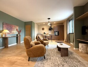 TV - MAISON ERRIENTANIA / GITE ISPEGUY (SOURAIDE)