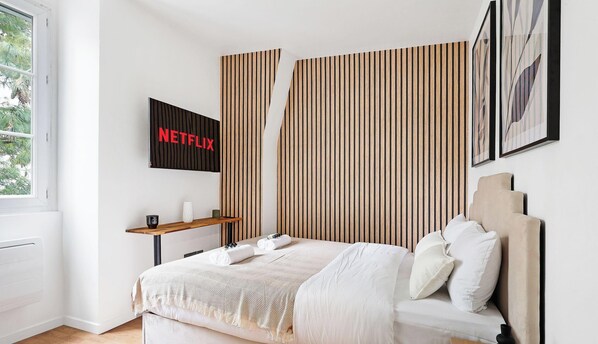 1 bedroom, desk, iron/ironing board, WiFi - Signature design – Studio lumineux (Paris)