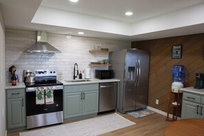 Nicht klassifiziertes Bild, 3 von 13, Schaltfläche