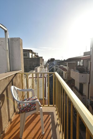 Unclassified image, 3 of 19, button - South to sea Holiday House Donnalucata (Donnalucata)