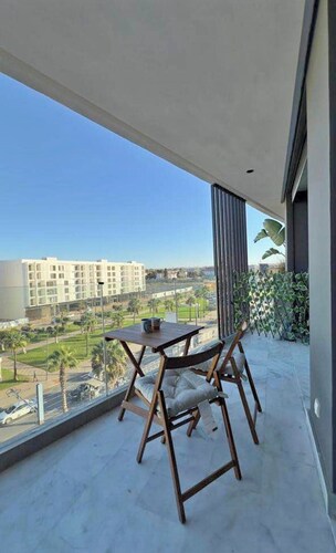 Fabulous 1-bedroom apartment in vibrant Casablanca