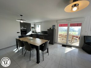 Dining - House with private garden - 6 guests (Bretignolles-sur-Mer)